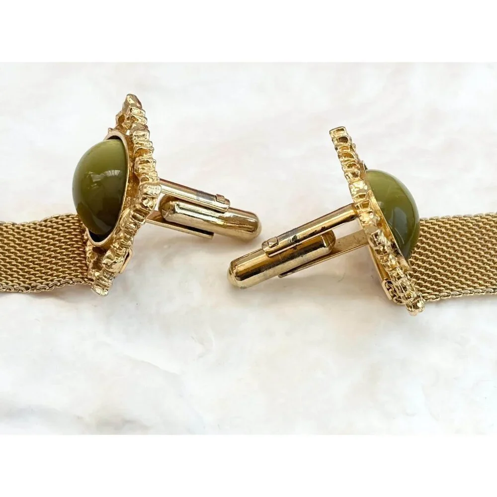 Green Thermoset Midcentury Mesh Wrap Gold Toned Square Vintage Cufflinks
